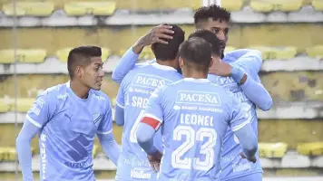 Bolívar venció a la U de Vinto (3-2) y avanzó a la final de la Copa de Verano