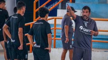 Blooming inició la pretemporada con sus refuerzos y a la espera de Villarroel