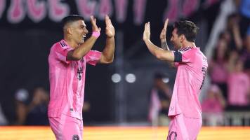 “Me encantaría retirarme con Messi”, dice Suárez sobre el final de su carrera