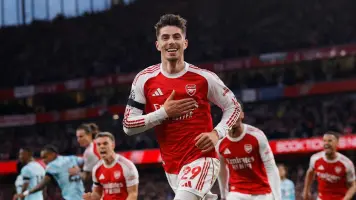 Arsenal se corona campeón de la Premier League tras 22 años de sequía