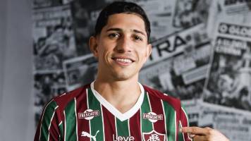 Fluminense hace oficial la contratación del venezolano Jefferson Savarino