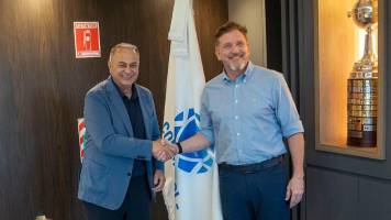 Costa se reúne con presidente de Conmebol para ‘salvar’ final de la Copa Sudamericana en Santa Cruz