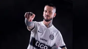 Olimpia finaliza el contrato de Darío Benedetto tras 13 partidos y cero goles