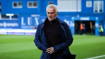 Benfica anuncia que Real Madrid pagará una cláusula millonaria por Mourinho