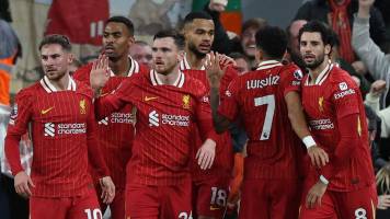 Liverpool aplasta al Manchester City y vuela alto en la Premier League