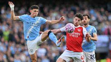 Arsenal evita el triunfo del Manchester City con un gol en tiempo de descuento
