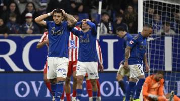 Real Oviedo desciende a segunda división de España un año después de su ascenso