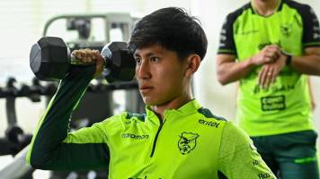 DT Villegas ensaya el primer onceno de Bolivia con Miguelito como delantero
