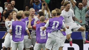 Haaland clasifica a Noruega a los octavos de final del Mundial y se citará con Brasil