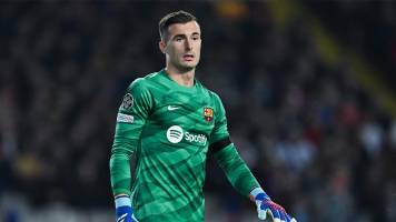Iñaki Peña renueva con el Barcelona hasta 2029 y se va cedido al Elche