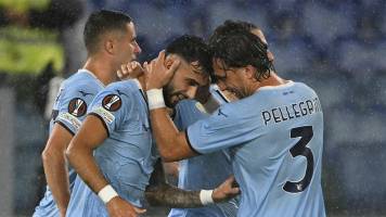 Lazio gana 2-1 a Cagliari y se suma a la persecución del Nápoles 