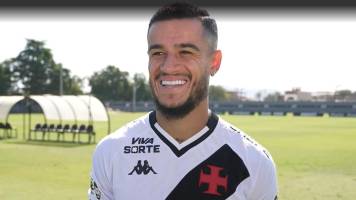 Video: Tiroteo interrumpe entrevista de Coutinho en plena práctica del Vasco da Gama