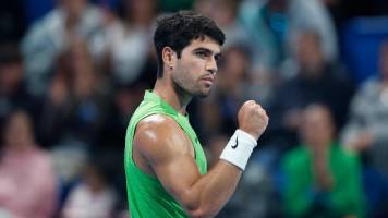 Alcaraz sufre con Rinderknech para avanzar de ronda en el Abierto de Catar