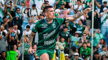 Centurión y Henry Vaca no entran en planes del DT González para seguir en Oriente