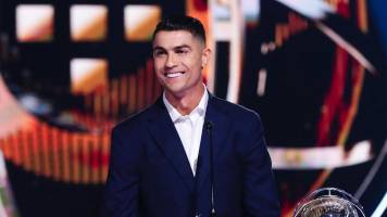 Cristiano se convierte en el primer futbolista multimillonario de la historia