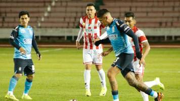 Blooming se ‘olvidó’ de ganar tras caer con remontada ante Independiente