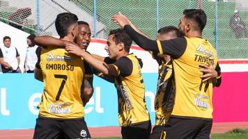 The Strongest recupera terreno con una goleada a GV San José en Oruro