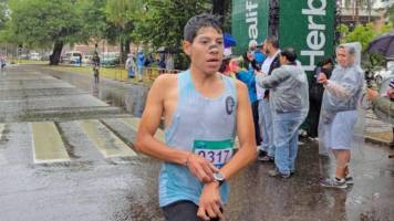 Castro y Mamani logran primer lugar en la Corrida Internacional de Santa Cruz