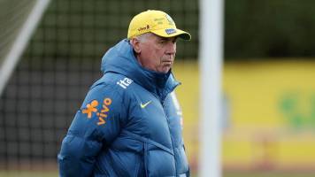 Ancelotti pone lupa en el mediocampo para reconstrucción de Brasil