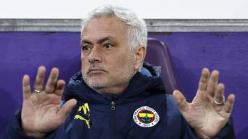 Galatasaray acusa a Mourinho de lanzar comentarios “racistas” tras un partido