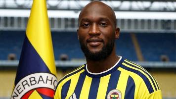 Romelu Lukaku deja el Napoli para seguir su carrera en el Fenerbahçe turco