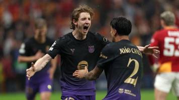 Barcelona sigue imparable con una goleada y remontada a Galatasaray