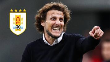 Uruguay aún negocia con Forlán para ser DT interino tras salida de Marcelo Bielsa