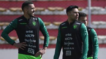 Villegas definió el onceno titular de Bolivia tras entrenamiento en el estadio de Villa Ingenio