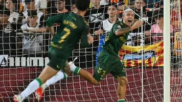 Betis vence a Valencia por la mínima y se mantiene en zona alta de la Liga
