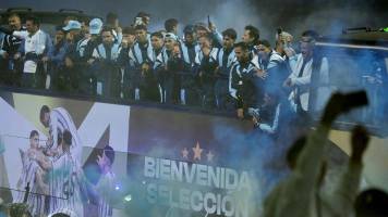 La Albiceleste vuelve a casa sin Messi para encontrarse con el abrazo de sus hinchas