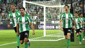 Betis vence a Elche y logra su objetivo de volver a la Champions tras 20 años
