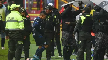 Video: Agresiones entre jugadores de Always y Blooming terminó con expulsados