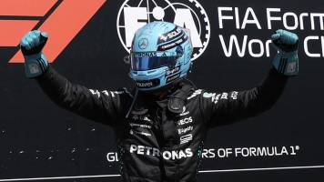 Russell gana Gran Premio de Canadá marcado por toque entre los McLaren
