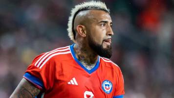 Arturo Vidal critica su ausencia y del resto de la “generación dorada” en la selección chilena