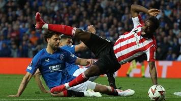 Athletic Bilbao se frena con un empate sin goles ante Rangers en Escocia