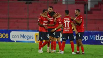 Wilstermann amarga a Tomayapo sobre el final con gol de Bobadilla