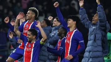 PSG se prueba el traje de campeón en Francia tras vencer al Brest
