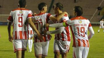 Blooming no aguantó en Sucre y terminó cayendo por goleada ante Independiente