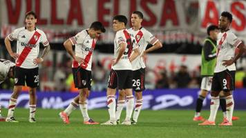 River no levanta cabeza y sufre nuevo revés tras caer ante Deportivo Riestra