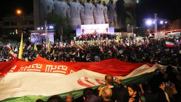 Hinchas iraníes despiden a su selección rumbo al Mundial entre cánticos de apoyo