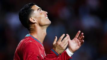 Video: Increíble fallo de Cristiano Ronaldo en duelo amistoso ante Nigeria