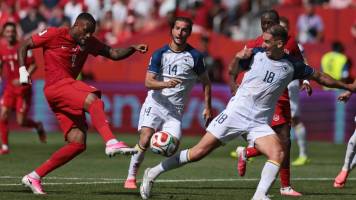 Canadá inicia su ‘Copa del Mundo’ con sufrido empate ante Bosnia