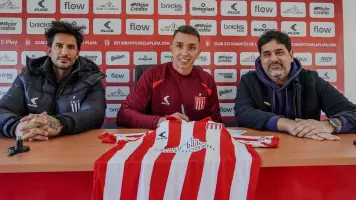 Estudiantes de La Plata anuncia el fichaje del experimentado portero Muslera