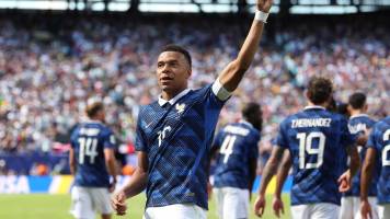 Francia impone su autoridad ante Senegal con doblete de Kylian Mbappé