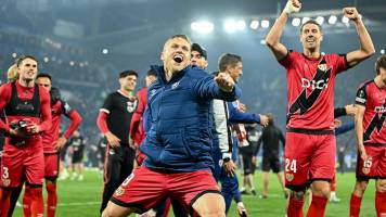 Aston Villa con Friburgo y Rayo ante Crystal Palace completan las finales europeas