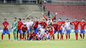 Chile venció 3-2 a Perú en el Sudamericano Sub-20 y lidera el Grupo A