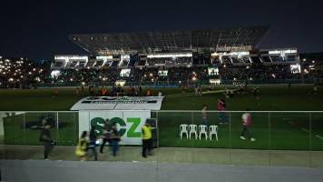 Apagón en el estadio Tahuichi durante el partido entre Oriente y GV San José