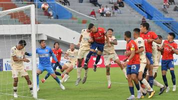 FC Universitario evita el triunfo de Wilstermann con gol a los 98 minutos