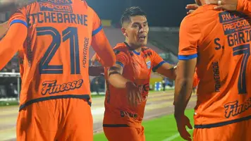 Vadalá y Spenhay fueron los ‘villanos’ de Blooming en la tanda de penales