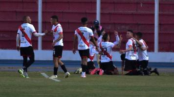 Nacional Potosí vence a Bolívar y los celestes se quedan sin invicto tras error de Anderson